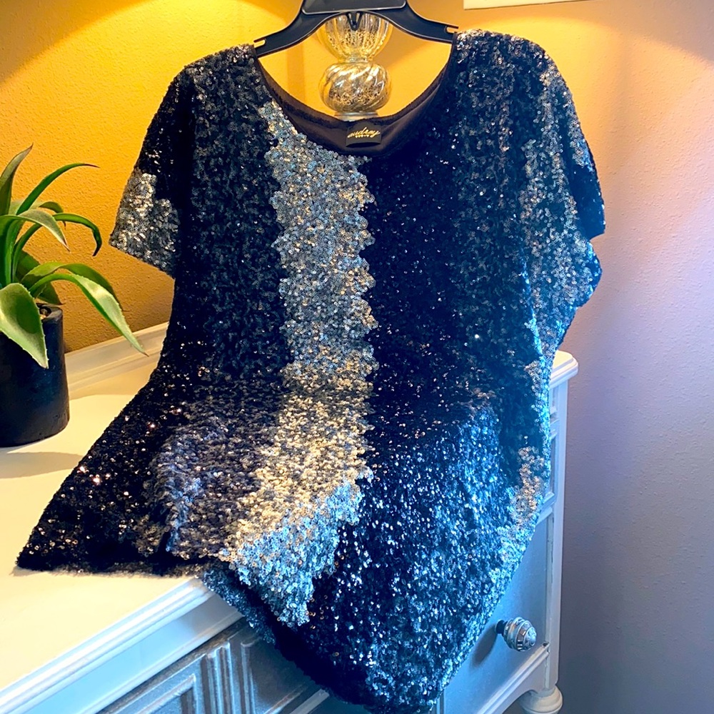 Sequin Tunic (silver & black)🤍🖤🤍